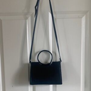 Elegant Black Handbag with removable strap